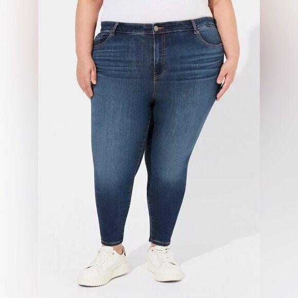 Torrid Dark Blue Cotton Premium high Rise Skinny Jeans Women's Size 22 - Picture 2 of 16